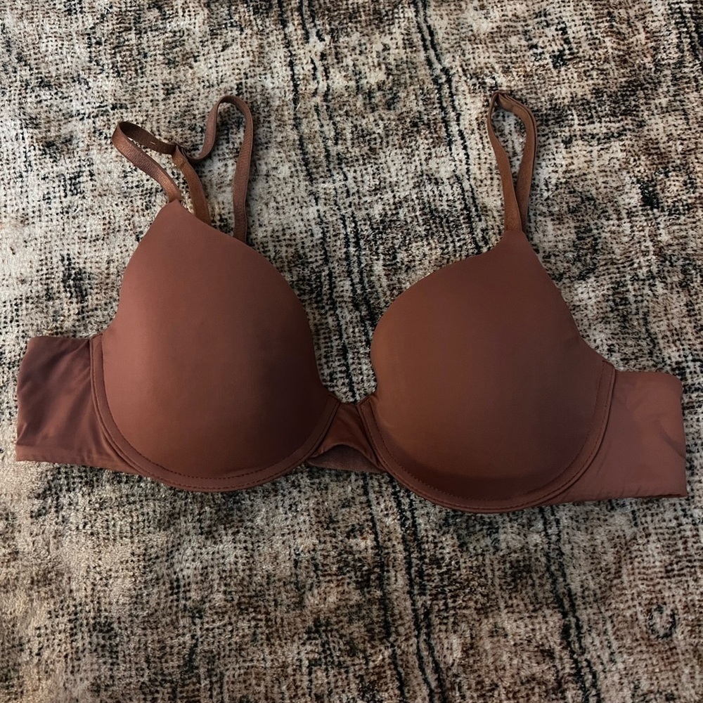 Victoria's Secret Brown T-Shirt Lifhtly Lined Demi Bra with Molded Cups 36B